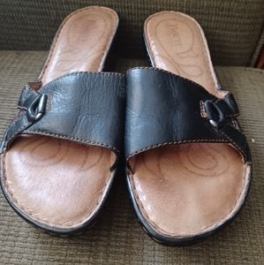 Born low wedge sandals